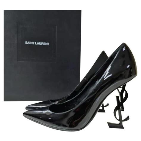 escarpins yves saint laurent poids maximum|Escarpins Saint Laurent pour femme .